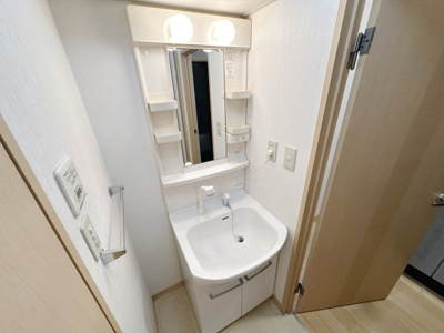 【洗面所】 | メゾンシューペルブⅠ | 同形の別部屋の写真です