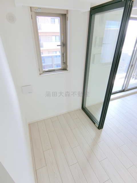 クレヴィアリグゼ蒲田西の内装|洋室2帖
