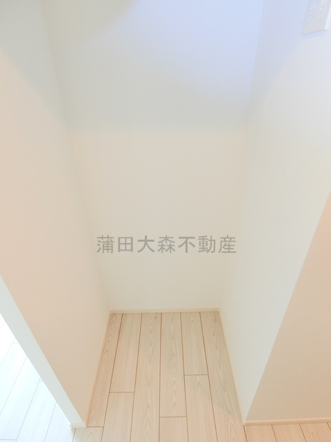 クレヴィアリグゼ蒲田西のキッチン|冷蔵庫置き場