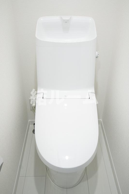 練馬区中村２丁目の賃貸マンションのトイレ