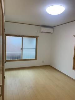 島崎工務店アパートの寝室