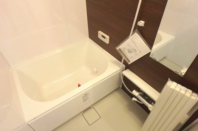堺市堺区向陵中町３丁のマンションの浴室
