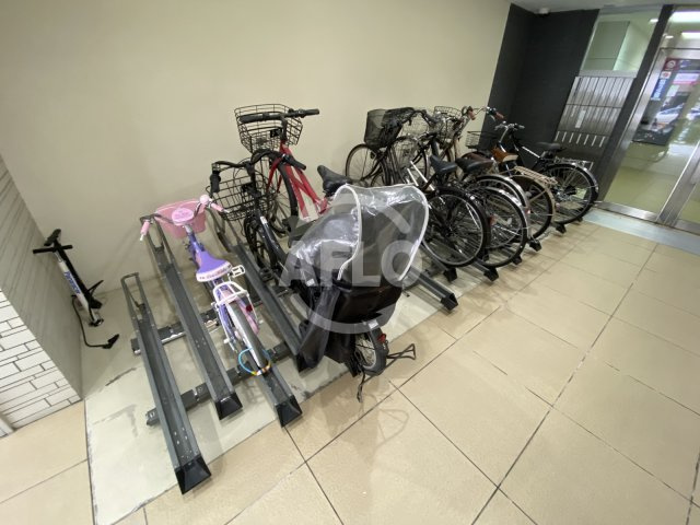 サクシード南森町のその他共用部分|サクシード南森町　駐輪場