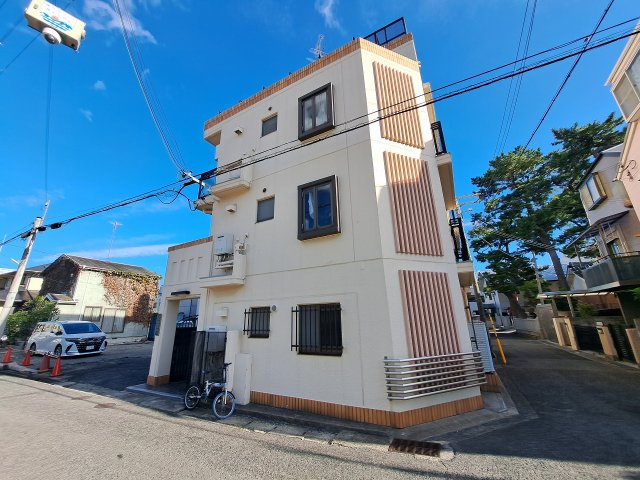 リトルシャトーの外観