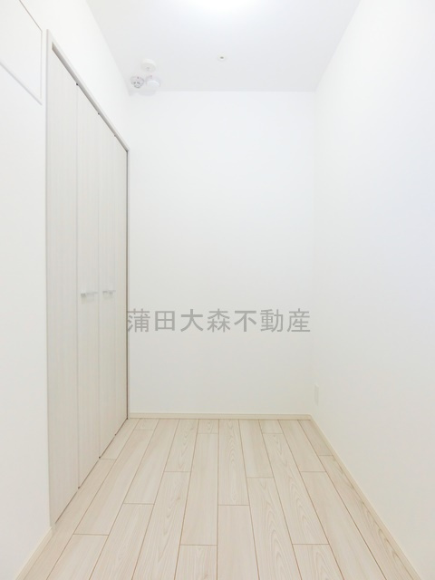 クレヴィアリグゼ蒲田西の内装|洋室2.1帖