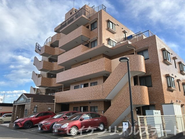 ライオンズマンション淵野辺第５　2階の外観|閑静な住宅街にあり、ペット飼育可能です（使用細則有）
