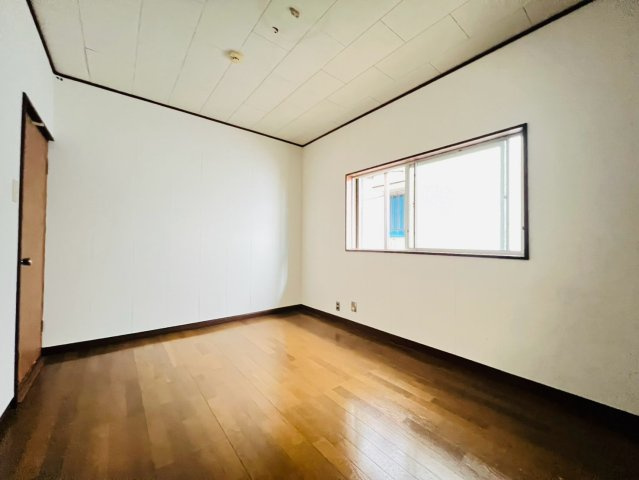 歌敷山４丁目貸家のその他