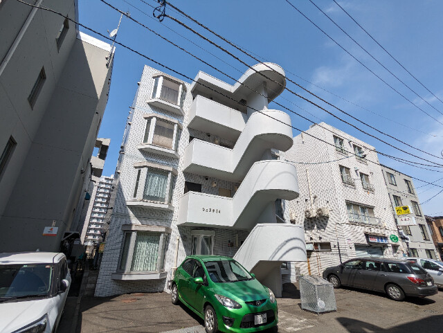 シェスタ２４
