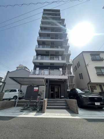 ワールドアイURBAN　GATEの外観