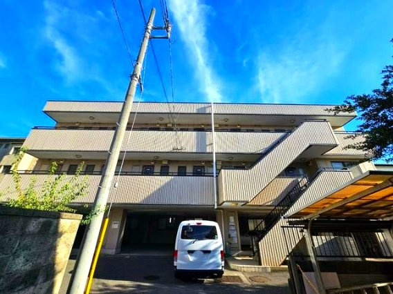 船橋市習志野台８丁目の賃貸マンションの外観