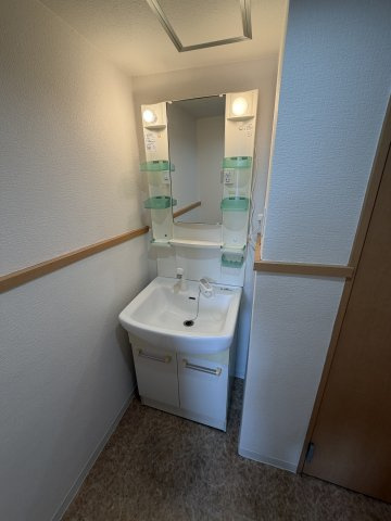セビーヌ武庫之荘3番館の洗面所