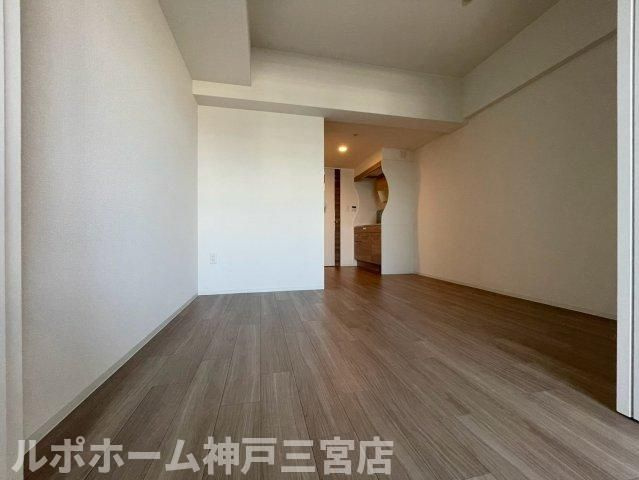 セレニテ神戸元町プリエの居間・リビング