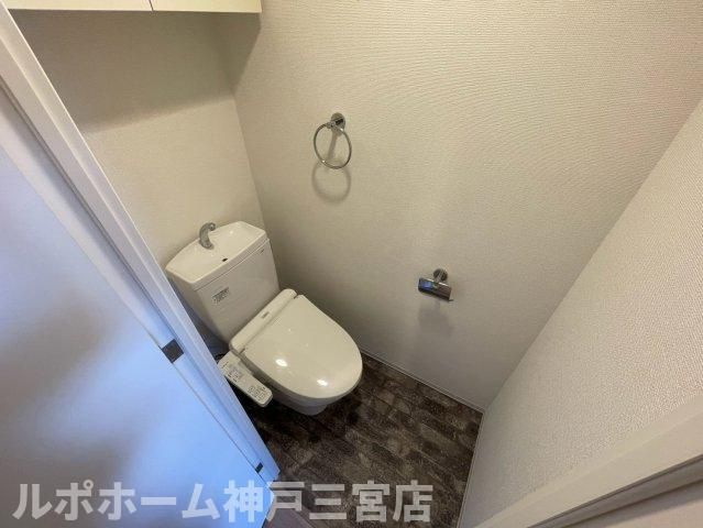 セレニテ神戸元町プリエのトイレ