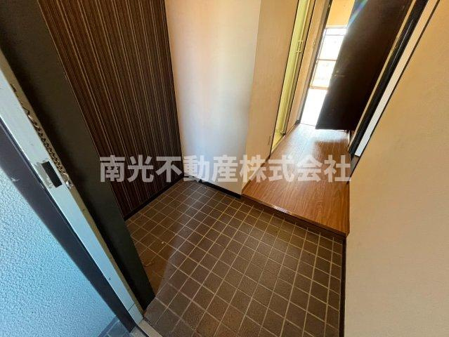 パルコート浅井の玄関