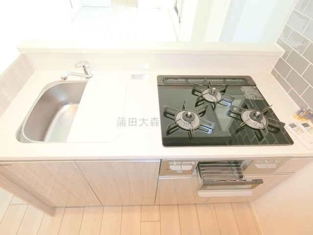 クレヴィアリグゼ蒲田西のキッチン