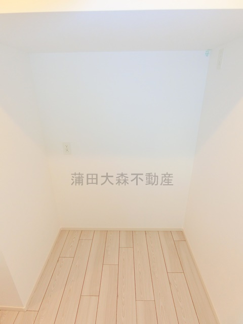 クレヴィアリグゼ蒲田西のキッチン|冷蔵庫置き場