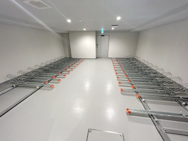 ＤＵＥ　ＫＡＭＥＩＤＯⅡの駐車場