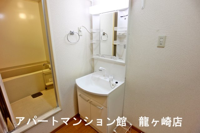 ボルダンスールの独立洗面台|※102号室使用