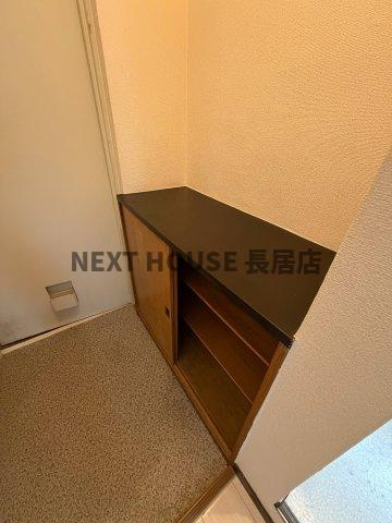 ハイツ粟新 4C号室の収納