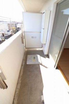 【バルコニー】 | アドラブール | ※別部屋参考写真です