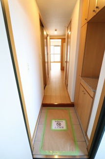 【内装】 | アドラブール | ※別部屋参考写真です