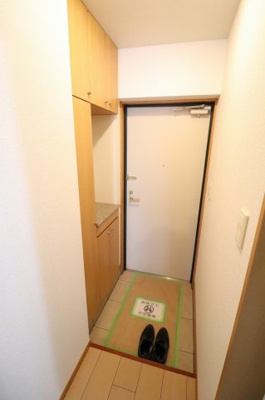 【玄関】 | アドラブール | ※別部屋参考写真です