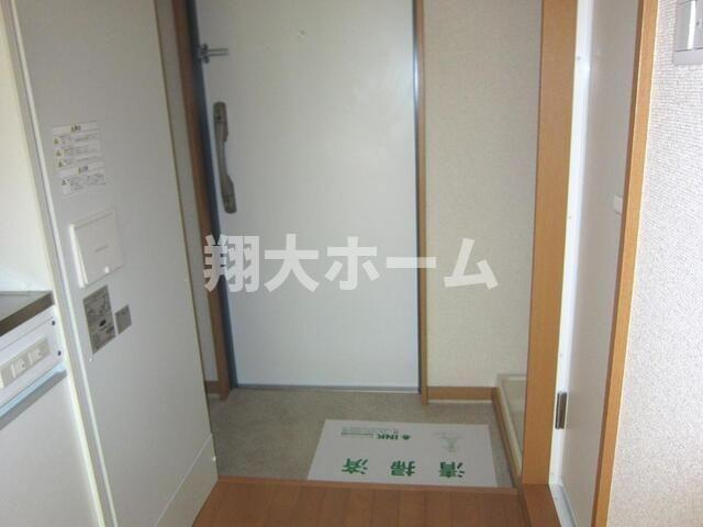 リバーサイド永代の玄関