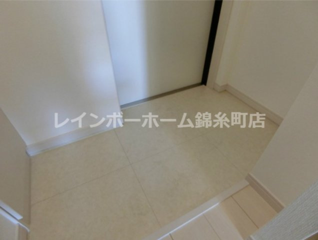 リブリ・草加瀬崎Ⅱの玄関