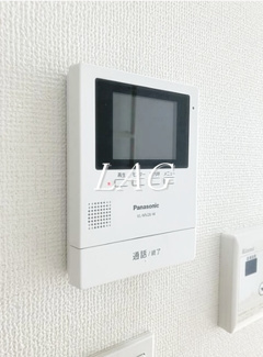 【セキュリティ】 | メゾンバディス羽田Ⅱ | モニター付きインターフォンです。