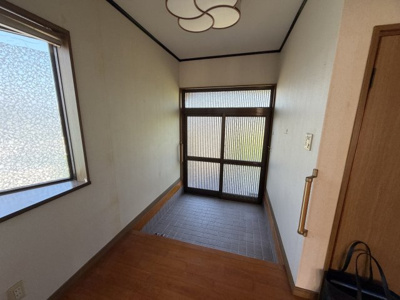 【玄関】 | 山之口町富吉 900万円