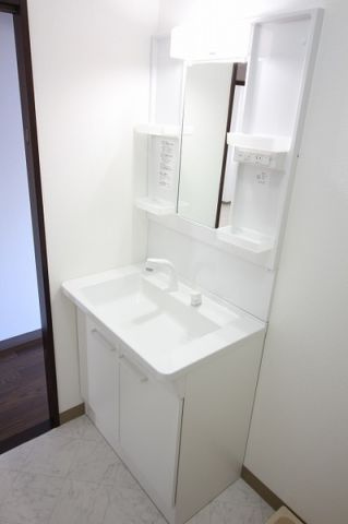 コーポしろかねの洗面所
