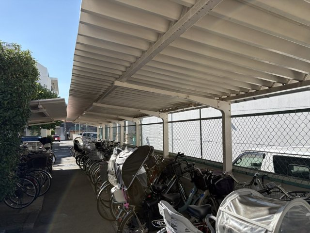 船堀パークホームズ（2階部分）／仲介手数料無料／新規フルリノベーションの駐輪場