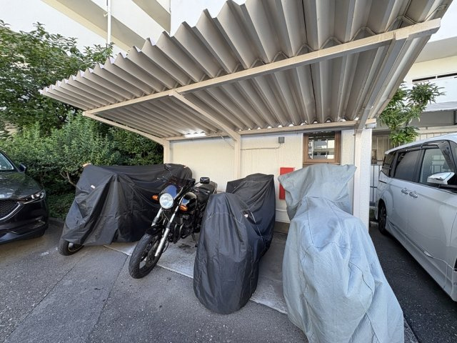 船堀パークホームズ（2階部分）／仲介手数料無料／新規フルリノベーションの駐輪場