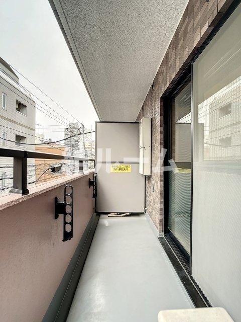 豊島区池袋本町３丁目の賃貸マンションのバルコニー