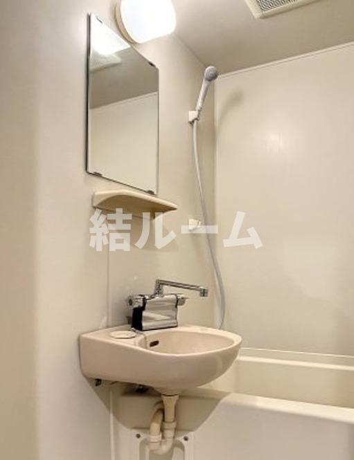 豊島区池袋本町３丁目の賃貸マンションの洗面所