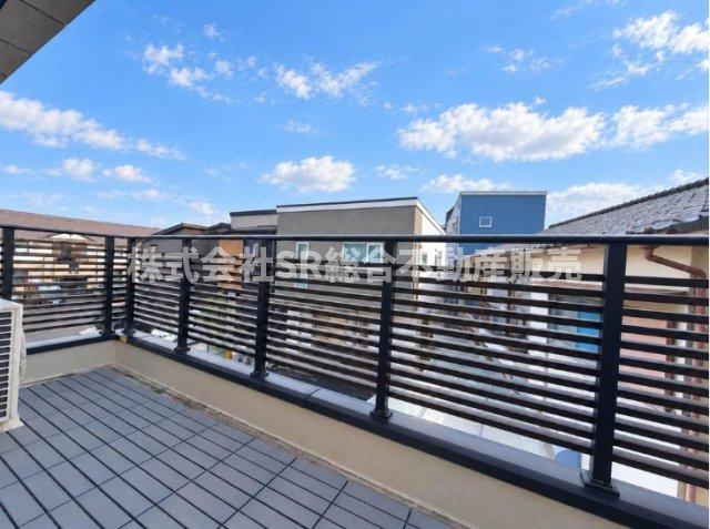 稲田本町1丁目中古戸建のバルコニー|南向きで陽当たり良好で洗濯物が乾きやすいです♪