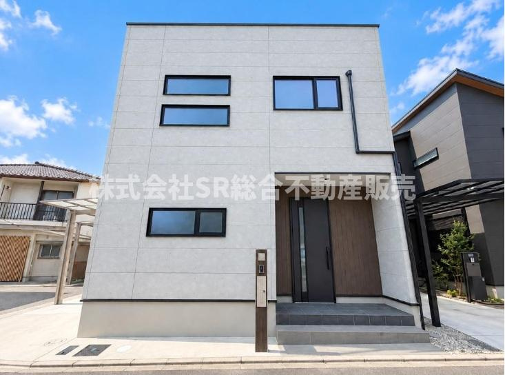 稲田本町1丁目中古戸建の外観|2022年築の築浅物件♪楠根小学校まで徒歩9分の立地です！