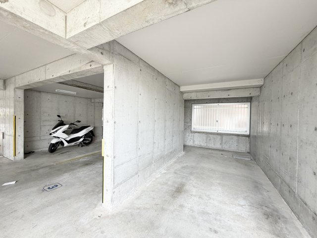 N'sGrandeの駐車場