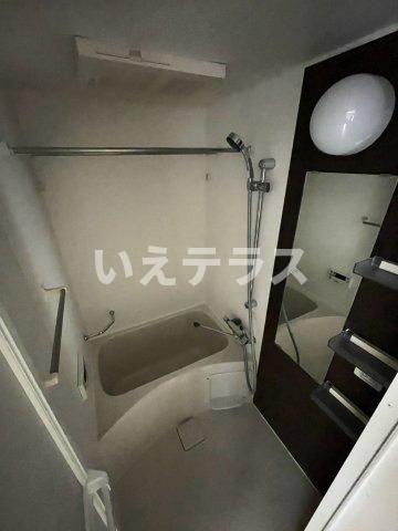 アドバンス神戸ラフィナートの浴室|コンパクトで使いやすいお風呂です