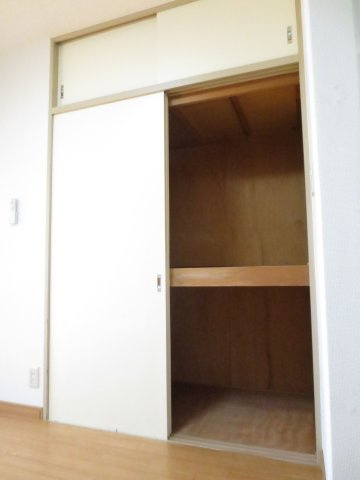 煉瓦館15の収納|画像は同物件別室になります。
