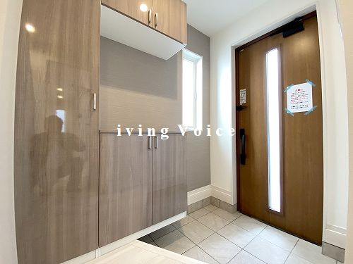 【仲介手数料０円】厚木市妻田日田3丁目5期　新築一戸建て　D号棟　全8棟の玄関|厚木市妻田日田3丁目5期　新築一戸建て　D号棟　全8棟