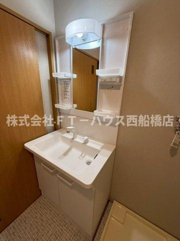 アルマース壱番館の洗面所
