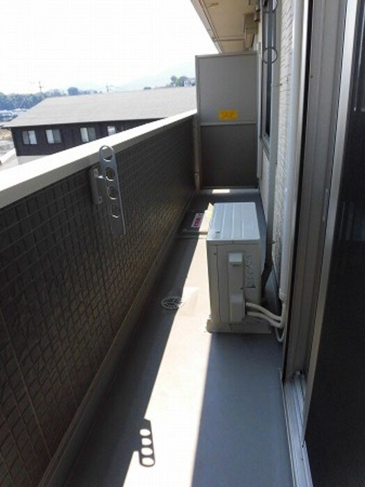 熊本市西区横手５丁目のアパートのバルコニー