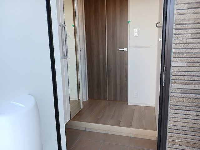 エテルノ　アルドールの玄関
