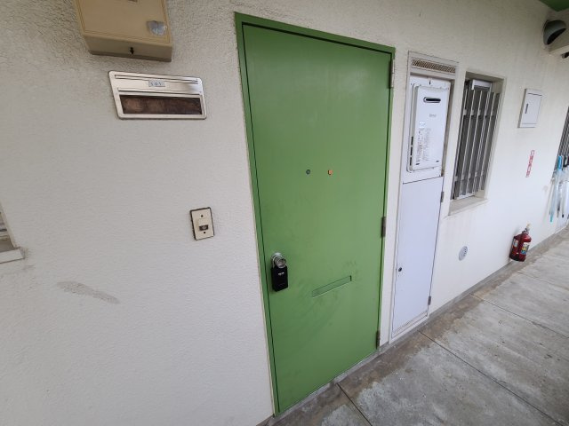グリーンヴィレッジの玄関