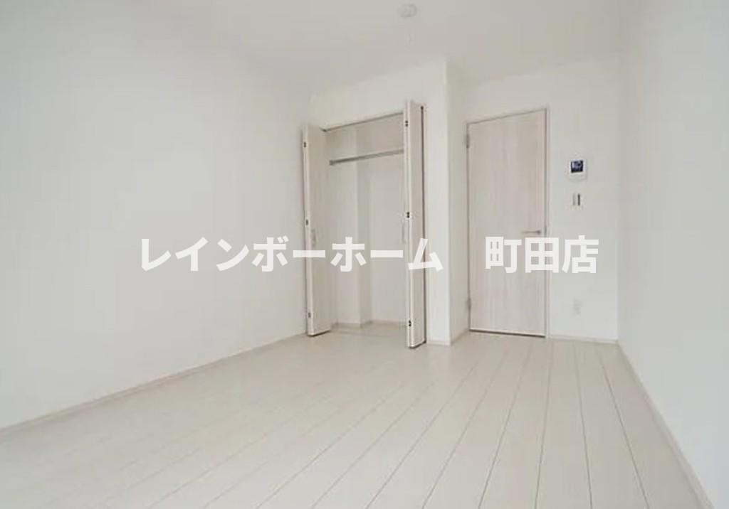 カインドネス鶴川※初期費用分割あと払いサービス利用可能物件の居間・リビング