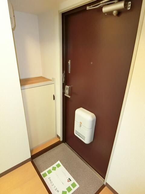 小宮ハイツの玄関