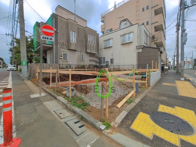 【外観】 | 練馬区大泉学園町７丁目　新築戸建て | 建築中