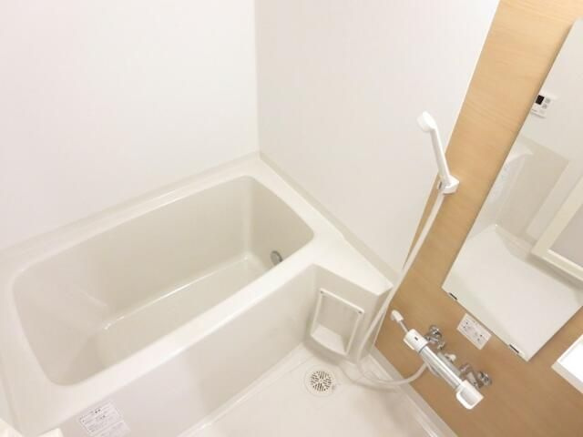 アンジェラ神宮前の浴室