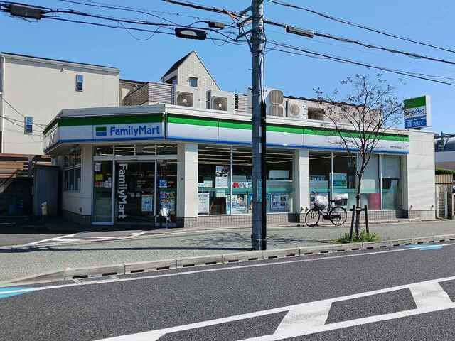 ガーラ鳴尾の周辺|ファミリーマート西宮里中町店様まで70m